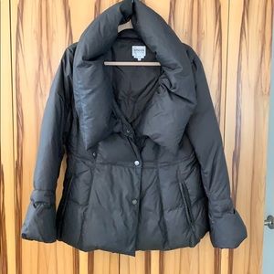 Armani Collezioni down light gray quilted jacket